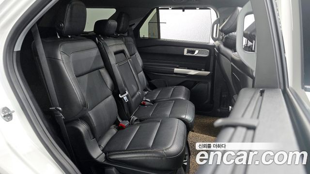 Ford Explorer (VI) 2.3 LimIted 4WD 2020 — фото 12