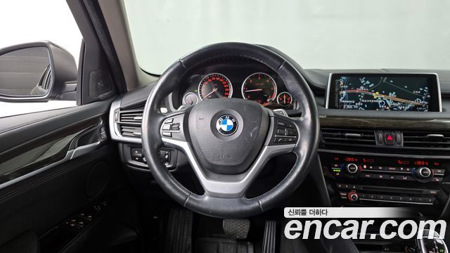 BMW X6 (F16) xDrive 30d 2015 — фото 13