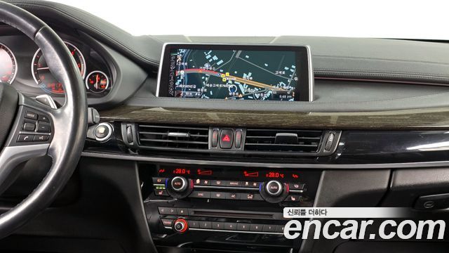 BMW X6 (F16) xDrive 30d 2015 — фото 14