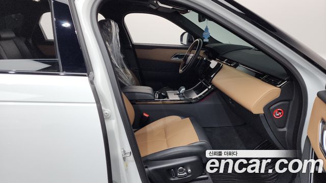 Land Rover Range Rover Velar 3.0 P400 Dynamic HSE 2025 — фото 11