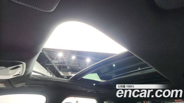 Land Rover Range Rover Velar 3.0 P400 Dynamic HSE 2025 — фото 18