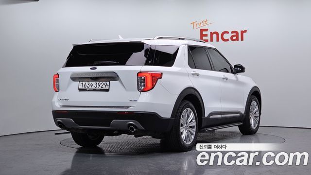 Ford Explorer (VI) 2.3 LimIted 4WD 2020 — фото 2