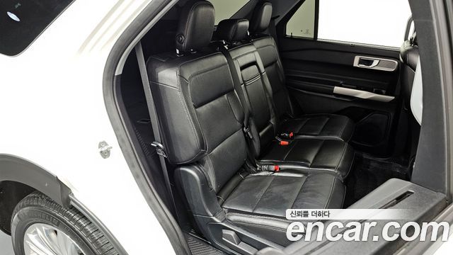 Ford Explorer (VI) 2.3 LimIted 4WD 2020 — фото 12