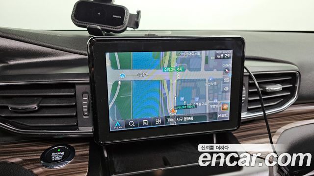 Ford Explorer (VI) 2.3 LimIted 4WD 2020 — фото 15