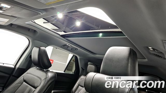 Ford Explorer (VI) 2.3 LimIted 4WD 2020 — фото 18