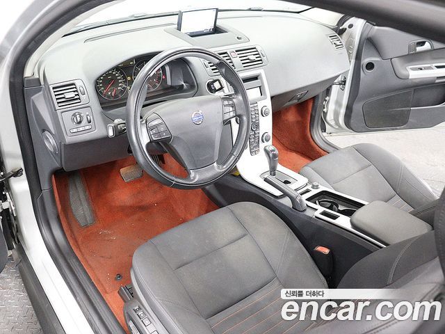 Volvo C30 D4 1st 2012 — фото 18