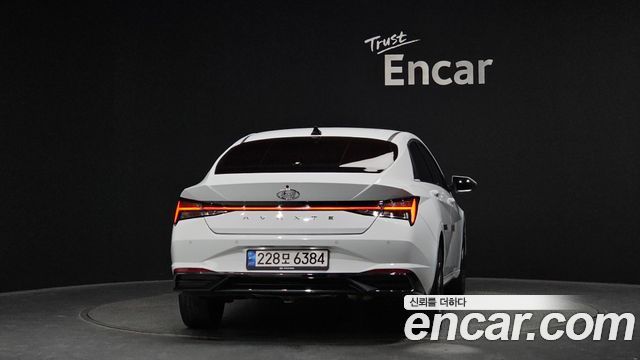 Hyundai Avante (CN7) 1.6 Inspiration 2022 — фото 4