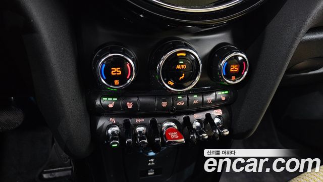 MINI Cooper S 5Door Resolute Edition 3rd Gen 2023 — фото 18