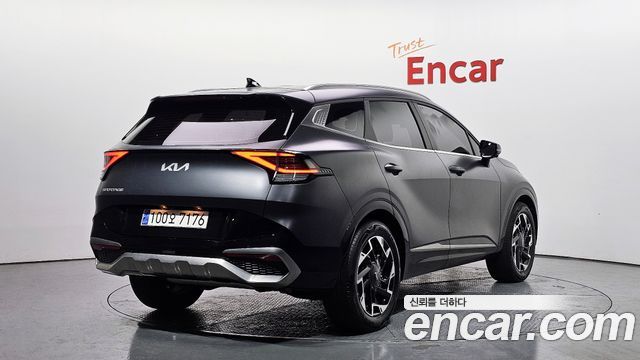 Kia Sportage (V) Gasoline 1.6 Turbo 2WD Signature 2022 — фото 2
