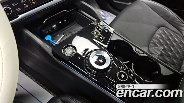 Kia Sportage (V) Gasoline 1.6 Turbo 2WD Signature 2022 — фото 9