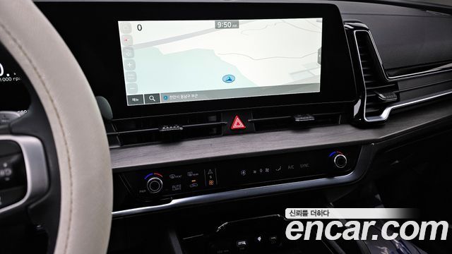 Kia Sportage (V) Gasoline 1.6 Turbo 2WD Signature 2022 — фото 16