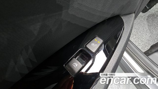 Kia Sportage (V) Gasoline 1.6 Turbo 2WD Signature 2022 — фото 19