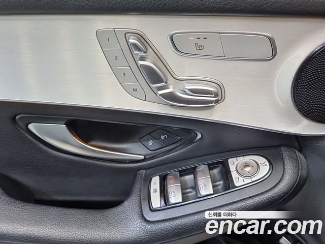 Mercedes-Benz GLC-Class (X253) GLC350e 4MATIC Premium 2019 — фото 18