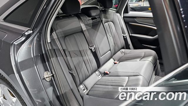 Audi A6 (C8) 45 TFSI 2021 — фото 12