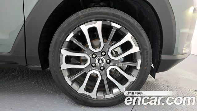 KG Mobility (SsangYong) Torres Gasoline 1.5 4WD T7 2023 — фото 5