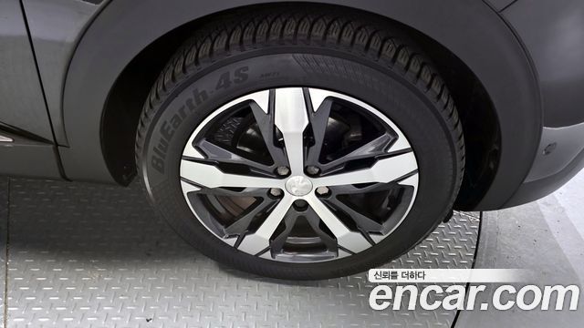 Peugeot 3008 (II) 1.6 BlueHDi GT Line 2018 — фото 5