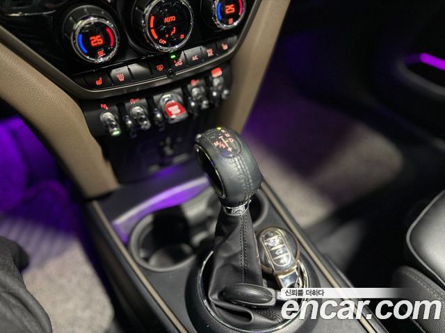 MINI Cooper Countryman HIGH 2nd 2018 — фото 16