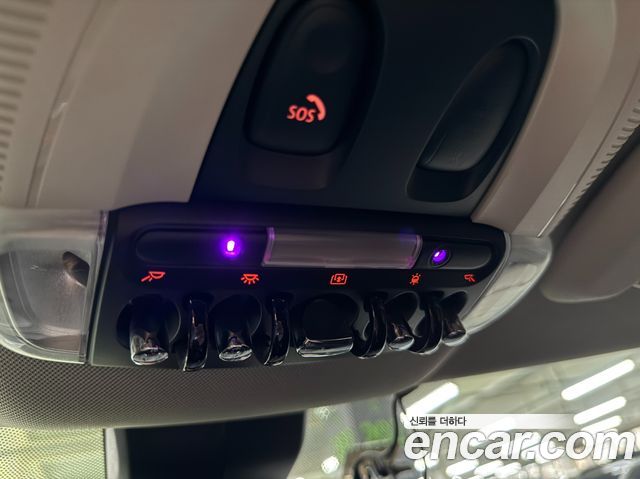 MINI Cooper Countryman HIGH 2nd 2018 — фото 19