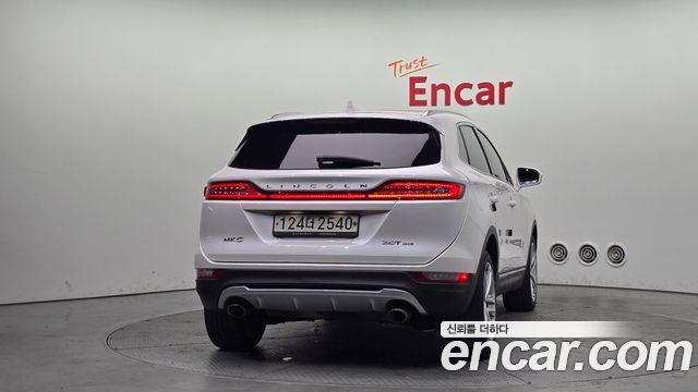 Lincoln MKC 2.0 AWD 2018 — фото 4