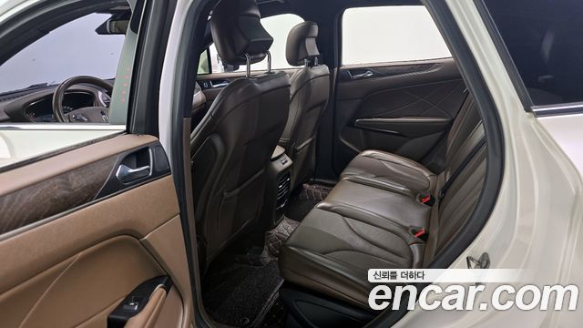 Lincoln MKC 2.0 AWD 2018 — фото 11