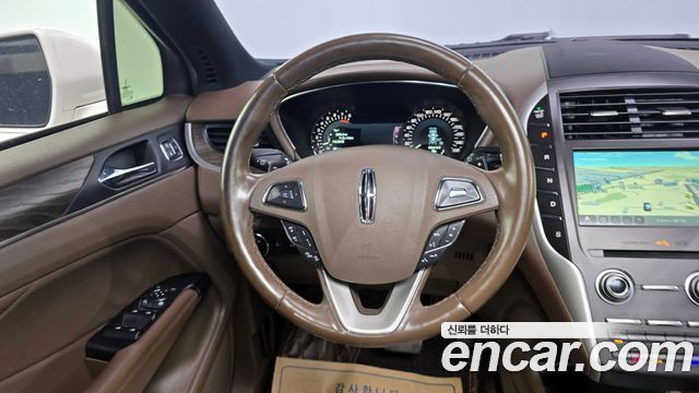 Lincoln MKC 2.0 AWD 2018 — фото 14