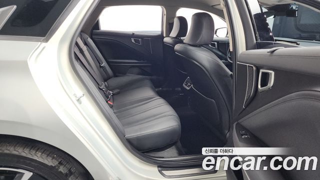 Kia K8 2.5 Gasoline 2WD Noblesse 2025 — фото 16