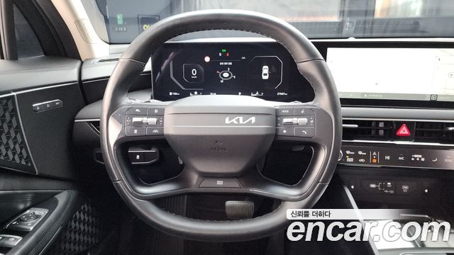 Kia K8 2.5 Gasoline 2WD Noblesse 2025 — фото 17
