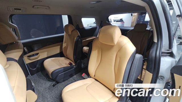 Kia Carnival (IV) Diesel 9-Seater Prestige 2022 — фото 19