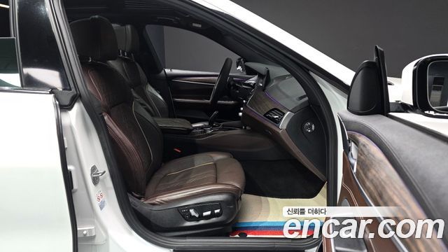 BMW 6 Series GT (G32) 630d xDrive M Sport 2020 — фото 10