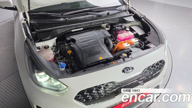 Kia Niro 1.6 HEV Noblesse Special 2021 — фото 6