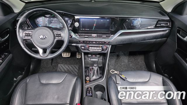 Kia Niro 1.6 HEV Noblesse Special 2021 — фото 7