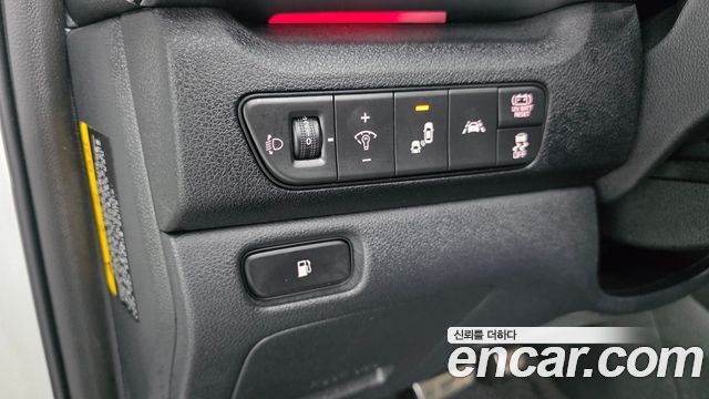 Kia Niro 1.6 HEV Noblesse Special 2021 — фото 13