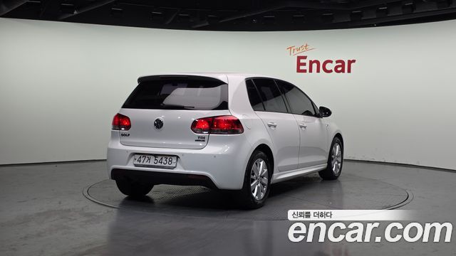 Volkswagen Golf (VI) 1.6 TDI Blue Motion StyleEdition 2013 — фото 2