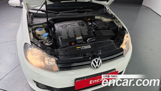 Volkswagen Golf (VI) 1.6 TDI Blue Motion StyleEdition 2013 — фото 6