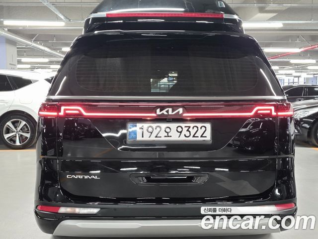 Kia Carnival (IV) Gasoline 7-Seater Hi-Limousine Signature 2023 — фото 7