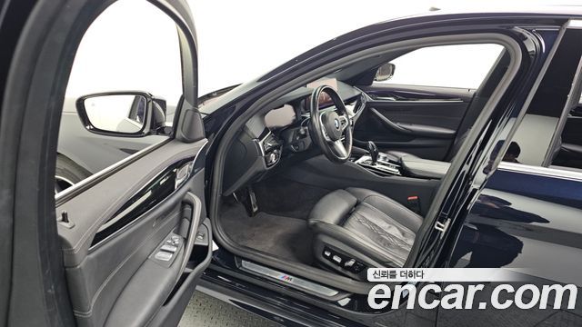 BMW 5 Series (G30) 523d xDrive M Sport 2021 — фото 10
