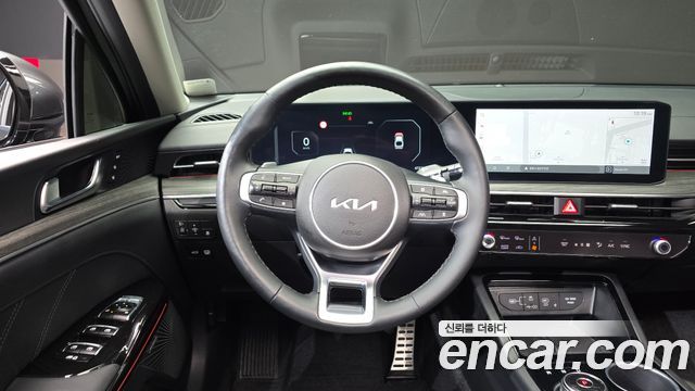 Kia K5 Hybrid (III) Signature 2024 — фото 13