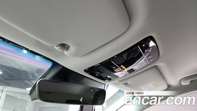 Hyundai Grandeur (GN7) 2,5 Gasoline 2WD Premium 2023 — фото 19