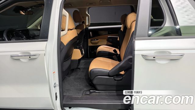Kia Carnival (IV) Gasoline 9-Seater Prestige 2023 — фото 12