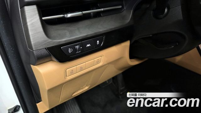 Kia Carnival (IV) Gasoline 9-Seater Prestige 2023 — фото 16
