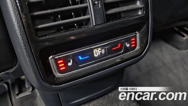 Volkswagen Passat GT (B8) 2.0 TDI Prestige 2022 — фото 22