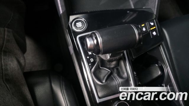 Kia Sportage (V) Diesel 2.0 2WD Prestige 2022 — фото 9