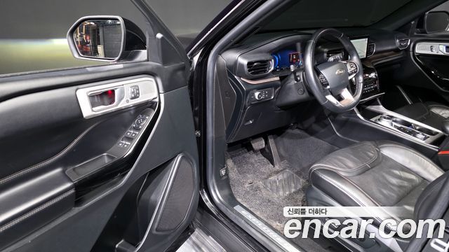 Ford Explorer (VI) 3.0 Platinum 4WD 2021 — фото 10