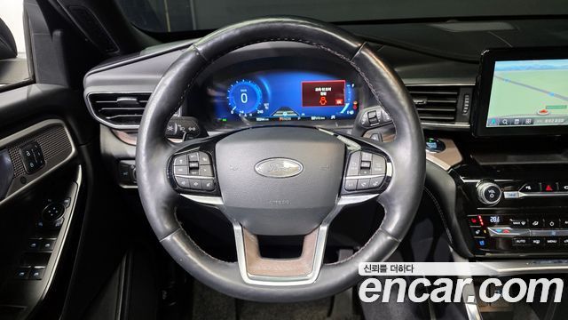 Ford Explorer (VI) 3.0 Platinum 4WD 2021 — фото 13