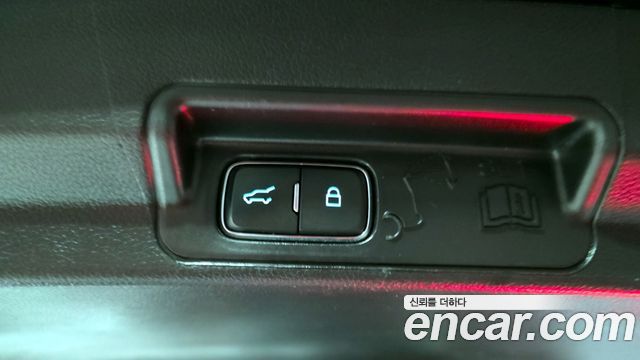 Ford Explorer (VI) 3.0 Platinum 4WD 2021 — фото 18