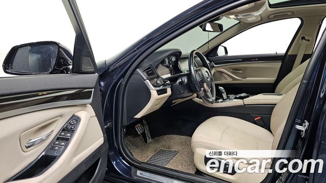 BMW 5 Series (F10) 520d xDrive Luxury 2014 — фото 15