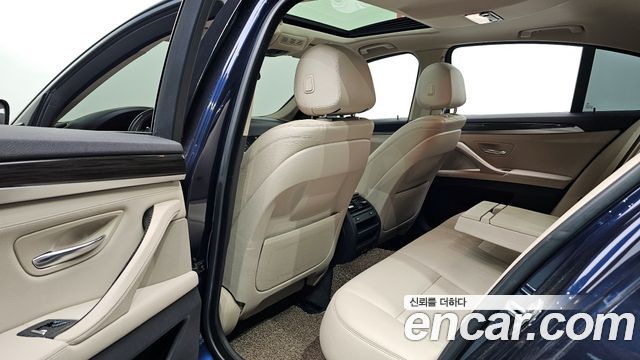 BMW 5 Series (F10) 520d xDrive Luxury 2014 — фото 16