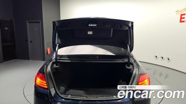 BMW 5 Series (F10) 520d xDrive Luxury 2014 — фото 24