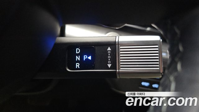 Hyundai Kona Electric (SX2) Long Range Premium 2023 — фото 9