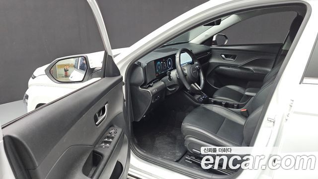 Hyundai Kona Electric (SX2) Long Range Premium 2023 — фото 10